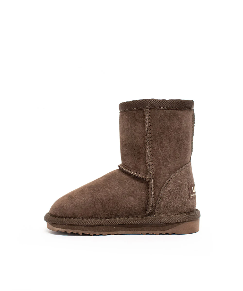 Kid's UGG Classic Short - Image 11