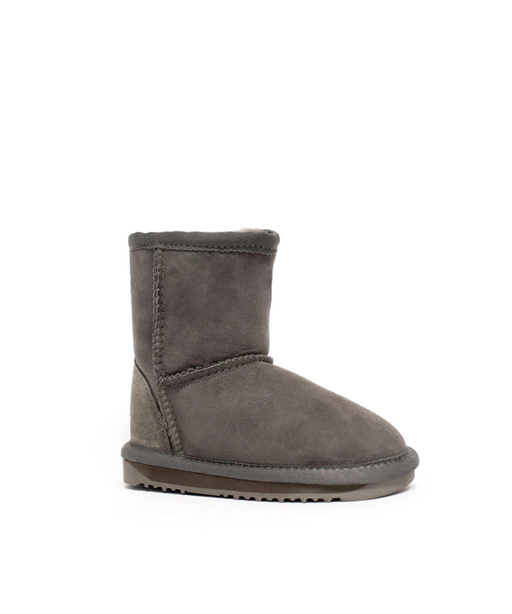 Kid's UGG Classic Short - Image 18