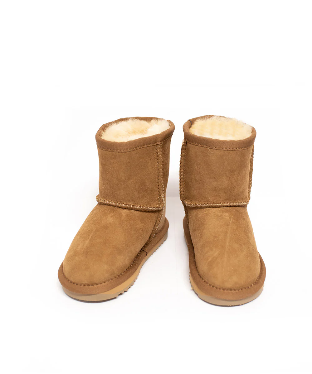 Kid's UGG Classic Short - Image 6
