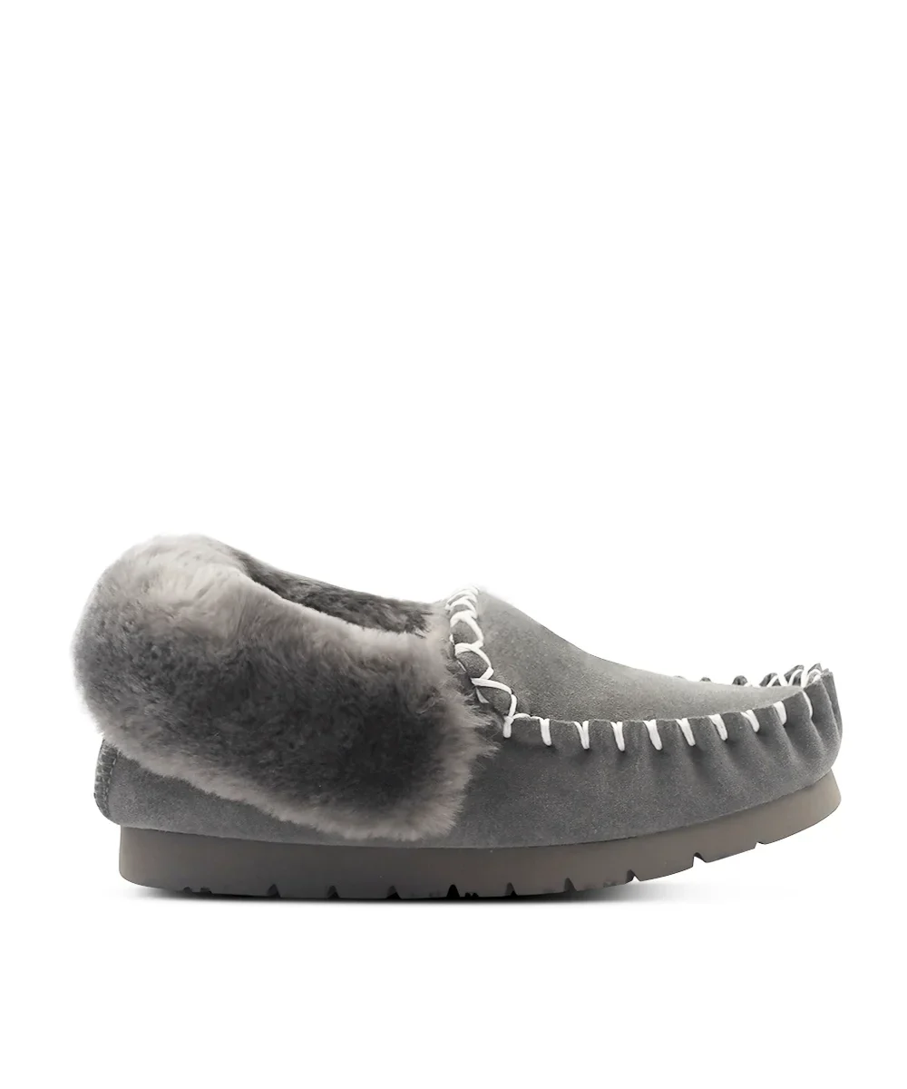 Men's UGG Colette Moccasin - Image 21