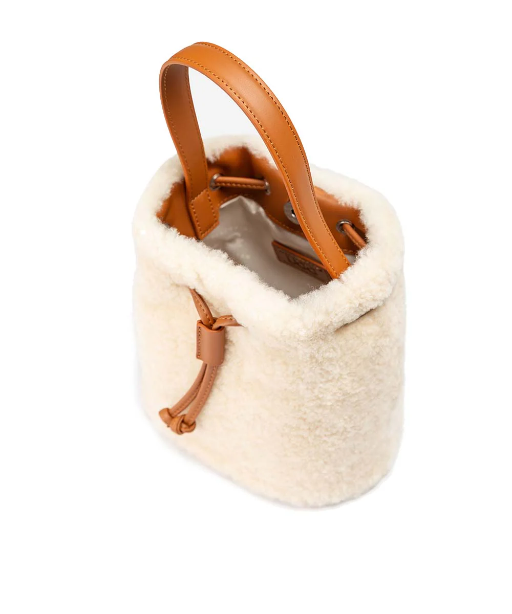 UGG Jessie Bucket Bag - Image 3
