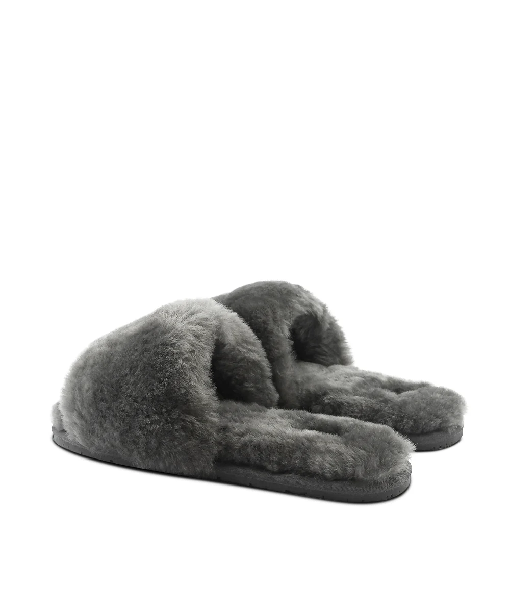 Women's UGG Fluffy Slipper - Image 14
