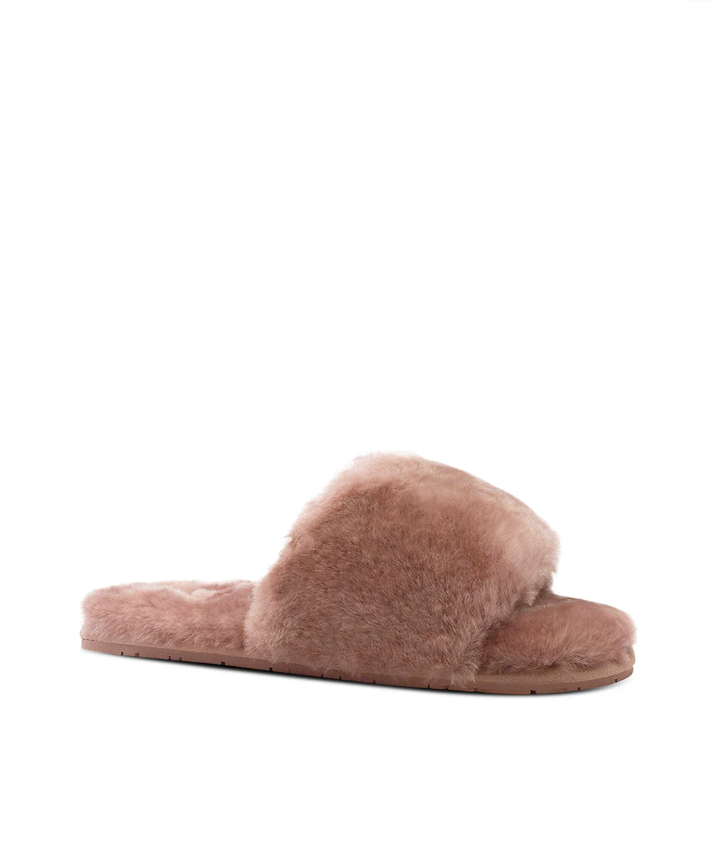 Women's UGG Fluffy Slipper - Image 17